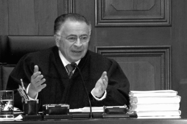 Falleció Mariano Azuela, expresidente de la SCJN