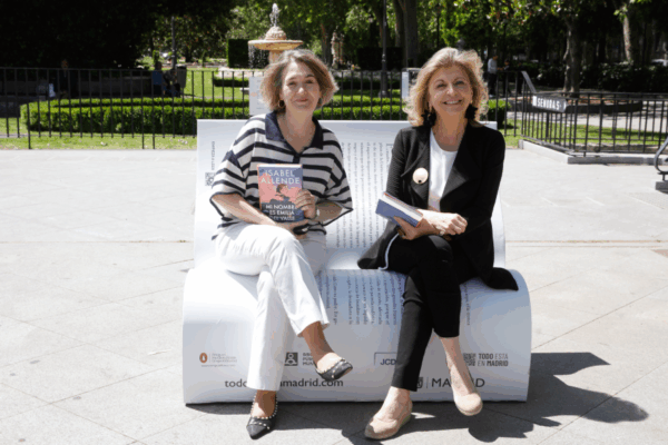 Madrid convierte sus calles en una biblioteca urbana