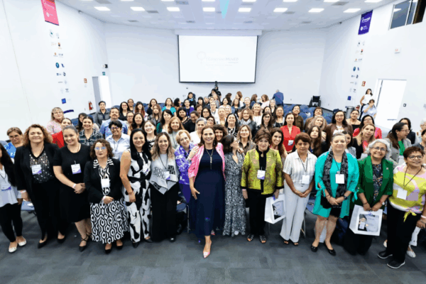 Martha Soto inaugura Primer Congreso MUxED